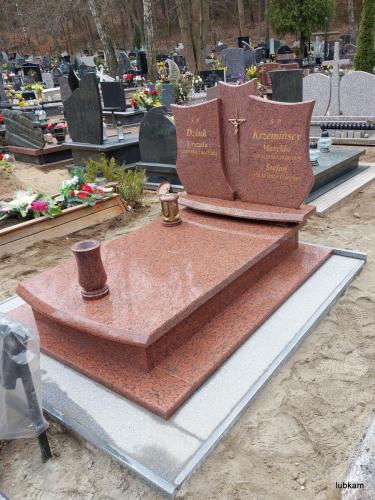 lubkam_nagrobek_20220411_145700