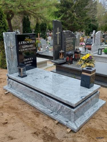 lubkam_nagrobek_20220511_105437
