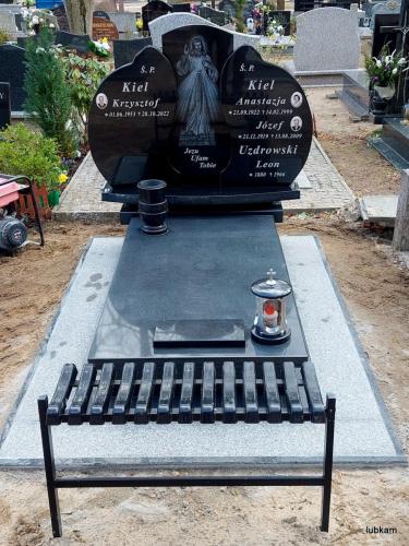 lubkam nagrobek 20230405 105541